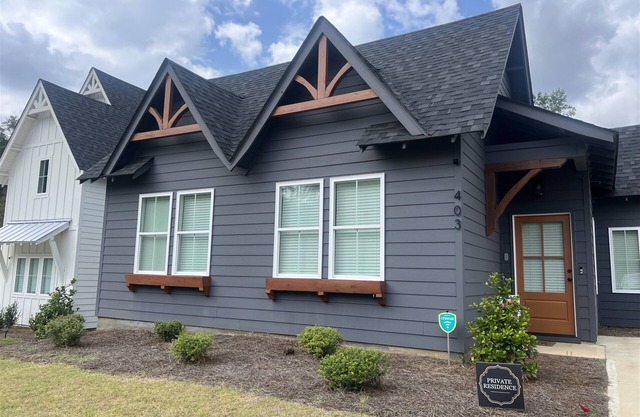 The Perch on Piper | 3 Bed, 2 Bath