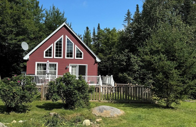 The perfect basecamp haven begins with location. Secluded 3 bedroom 2 bath.