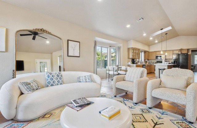 The Perfect Family Escape: Spacious and Cozy by RedAwning
