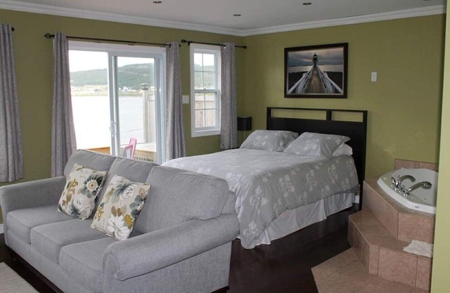 Peridot Retreat, Rocky Harbor Neufundland