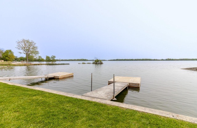 The Picton Beautiful Couple's Getaway