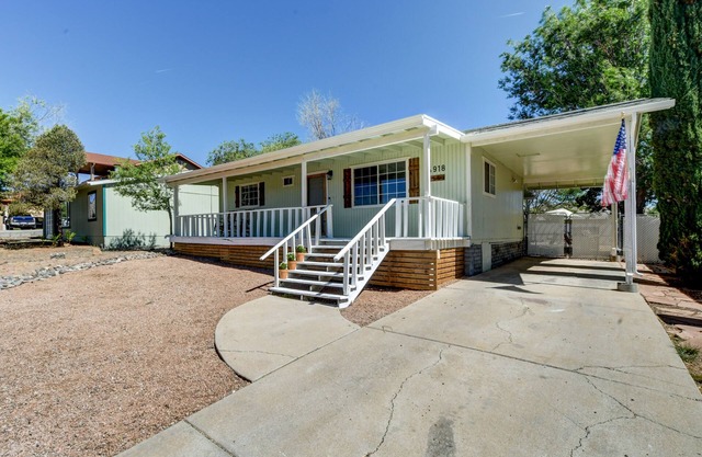 The Pine Cottage🌲Family Friendly w/VIEWS!