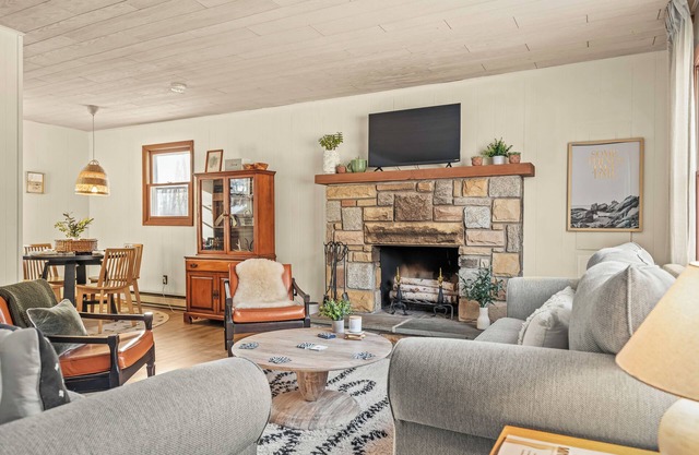 The Pines | Cozy Arrowhead Lake Escape with Pools and Outdoor Adventures