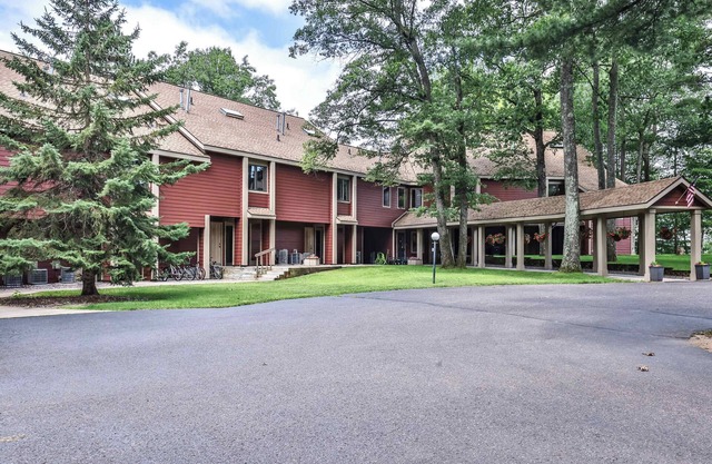 The Pointe Resort & Club 1 Bedroom Condo