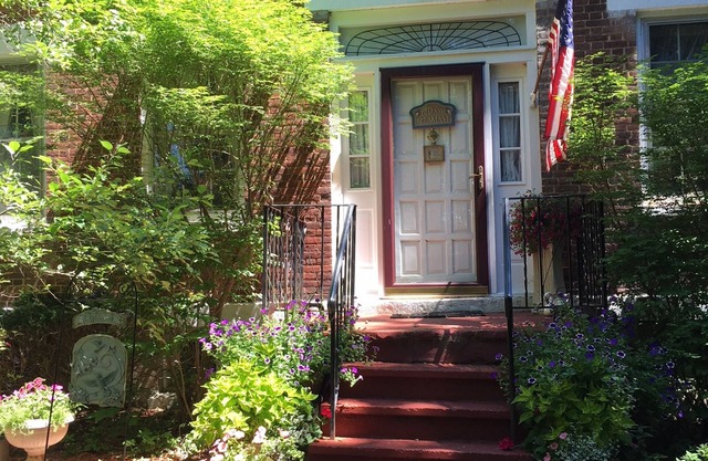 The Pratt Smith House B&B