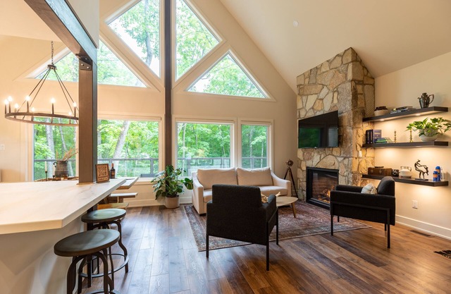 The Ravine In Calabogie - Luxury Chalet