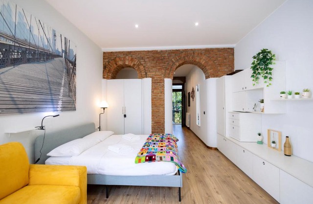 tHE Red Bricks Home - San Babila Area