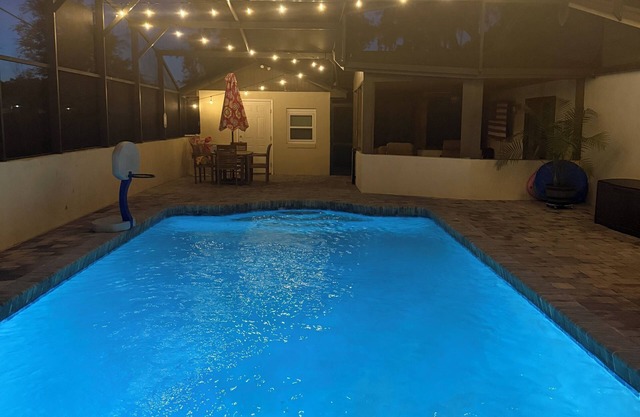 The Retreat at Sanford Riverwalk- 4 BR ranch style pool home and fenced backyard