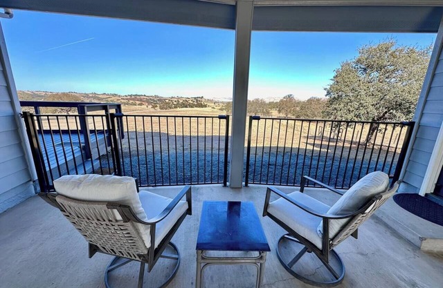The Retreat at Whispering Oaks