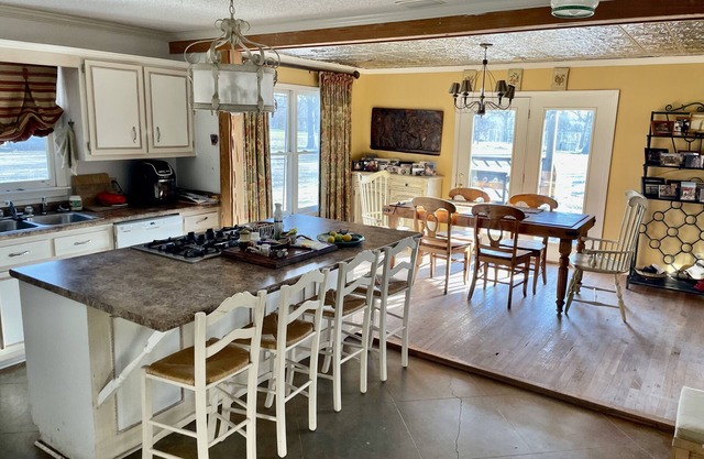 The Delta Retreat, secluded yet only 3 miles from downtown Clarksdale MS