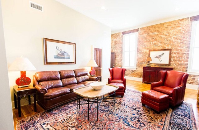 The River Walk Inn - Room 805