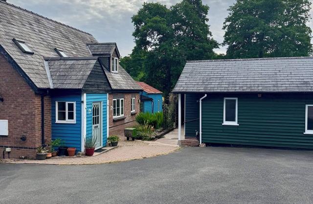 The Robin, Arrowwood Self Catering Barn