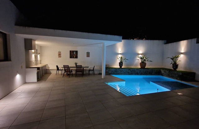 THE ROMANTIC HOUSE