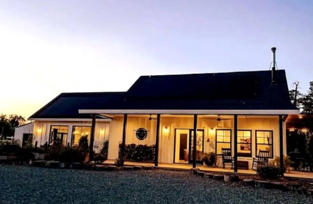 Charming Country home to rent.