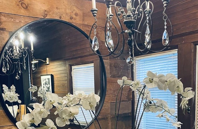 The Rustic Coach house. Yoga deck. Rest, Relax and Reflect