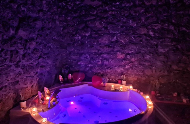 DAS RUSTIKALE POZZILLO HAUS MIT ADJACENT COTTAGE IDEAL FÜR 15 PERSONEN