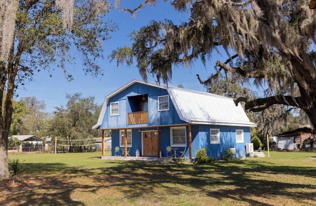 The Rustic Reed Barn