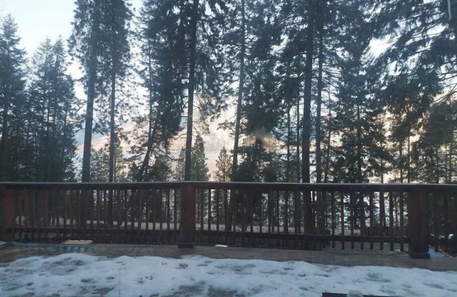 The Rustic Retreat House on Kootenay Lake