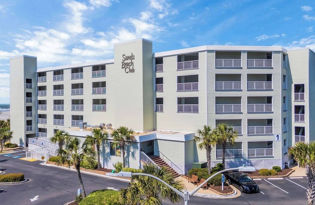 "The Sandbar Suite" Located in Sands Beach Club