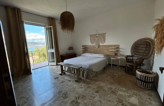 The sea in every room, Casa Giorem