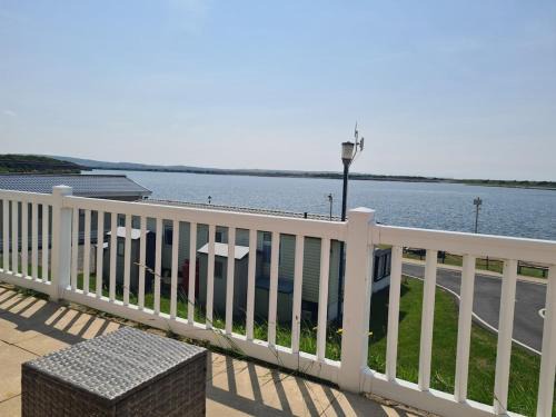 The Seaflower - With Lake Views