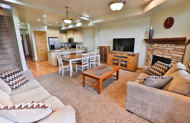 The Seasons - Bridger (Unit D). Beautifully Arranged 2 Bedroom 2 Bathroom Condo in Bear Lake, Utah!
