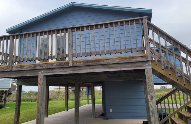 The SeaTickle Awaits, 10-15 min drive to Rockport Beach and Downtown Rockport!