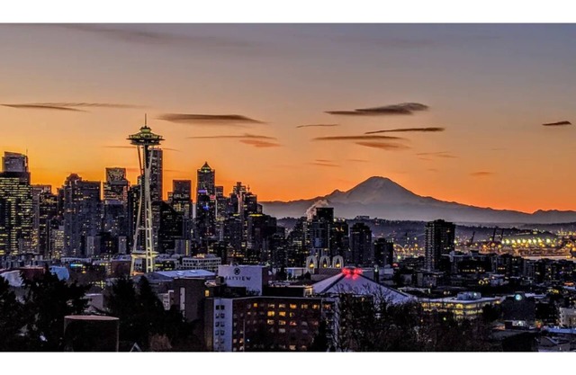 "The" Seattle View & 5-Star Luxury
