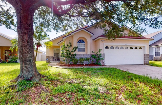 The Shamrock Villa | House in Kissimmee with pool, game room, central AC, & W/D