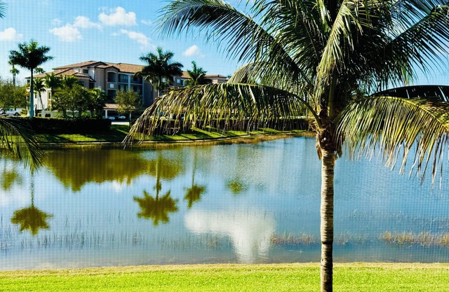 The Shea in Treviso Bay - Next to Pickleball and Pool in South Naples