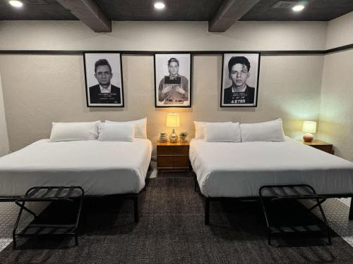 The Signature room with 2 King Beds