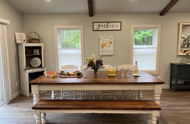 The Silliman House - New renovation, Farmhouse Chic, close to baseball parks