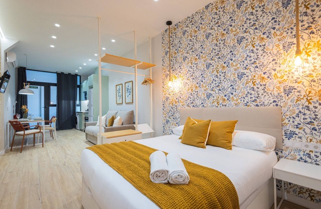 The Sorolla Apartment II by Florit Flats