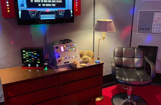 The Star Trek - USS Enterprise Room at the Itty Bitty Inn