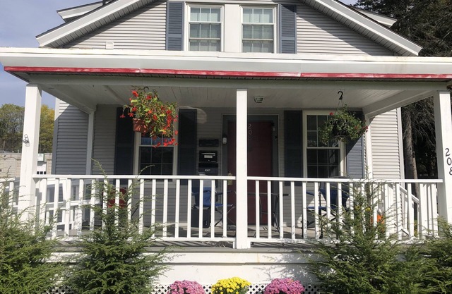 Garfield House Studio bei 208