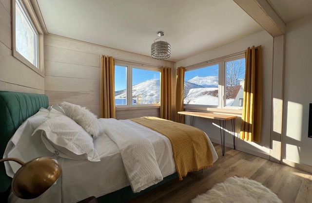 The Suite 608 - Luxurious loft, sauna and mountain