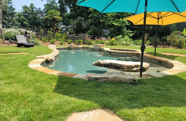 The Suite At Canton Street in Downtown Roswell with pool