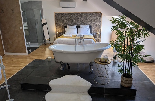 The Suite - Villa Valmy - Hypercentre - SNCF Train station