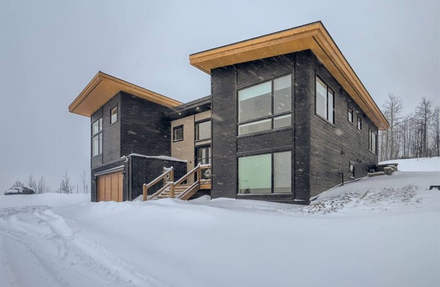 The Summit - Mountain Modern Luxury Rental