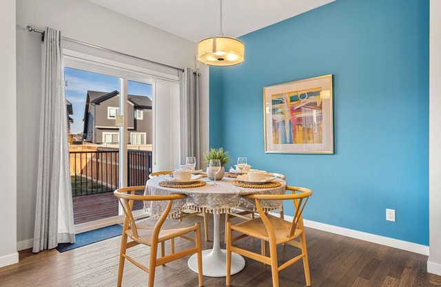 The Sunset - 3 BR. Close to the Rocky Mountains!