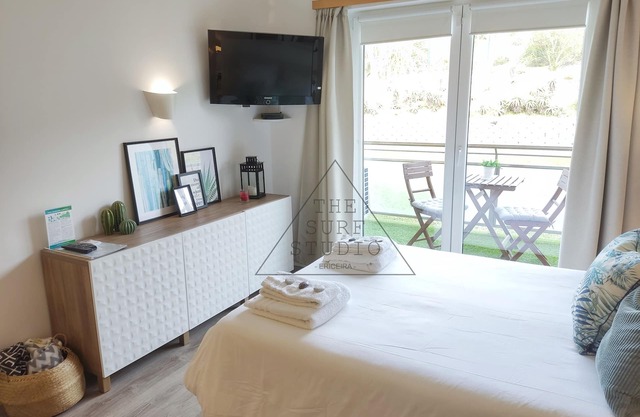 Das Surf Studio - Ericeira, 3 Pools, WIFI, Garten, Strand in 650m
