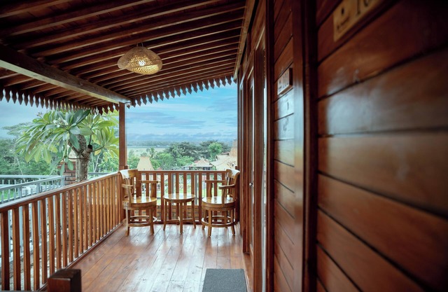 The Swantari by ARBA