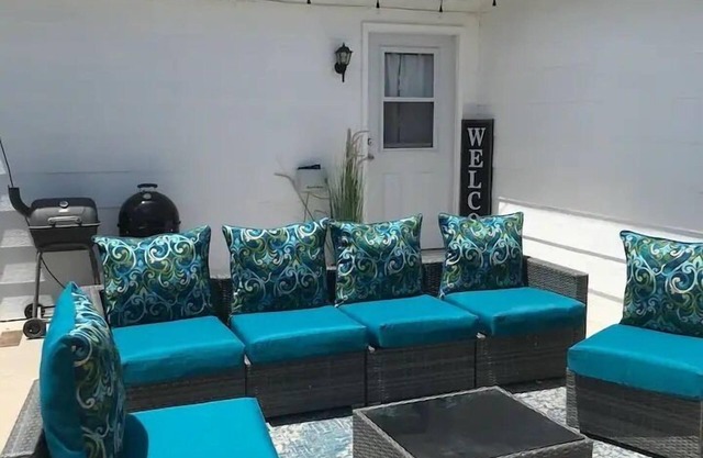 The Sweet Peach Studio Apartment