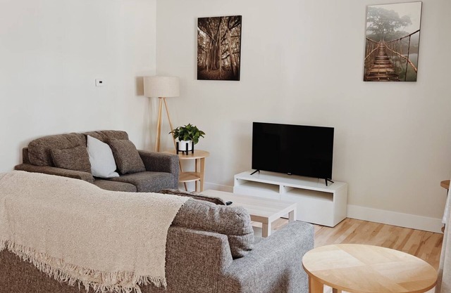 The Sweet Spot - 10 mins from airport & downtown