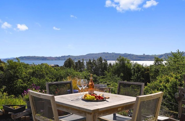 Base: 4 Extra: $30 2/15 Boundary Road, Taupo