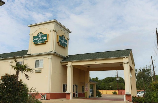 The Symphony Inn & Suites