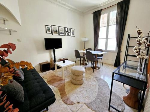The Theodora Suite - Duke Housing