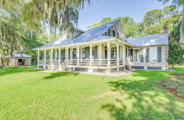 The Thicket Cottage - Oyster House, Firepit, Private Dock, and Outdoor Sauna!