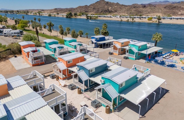 The Tipsy Mermaid, River Views! Roadrunner Resort
