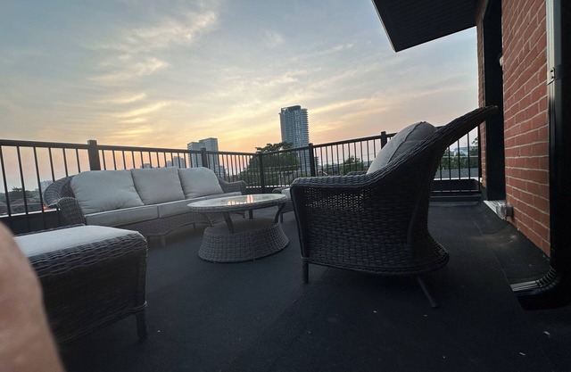 The Toronto Vibe – Unforgettable